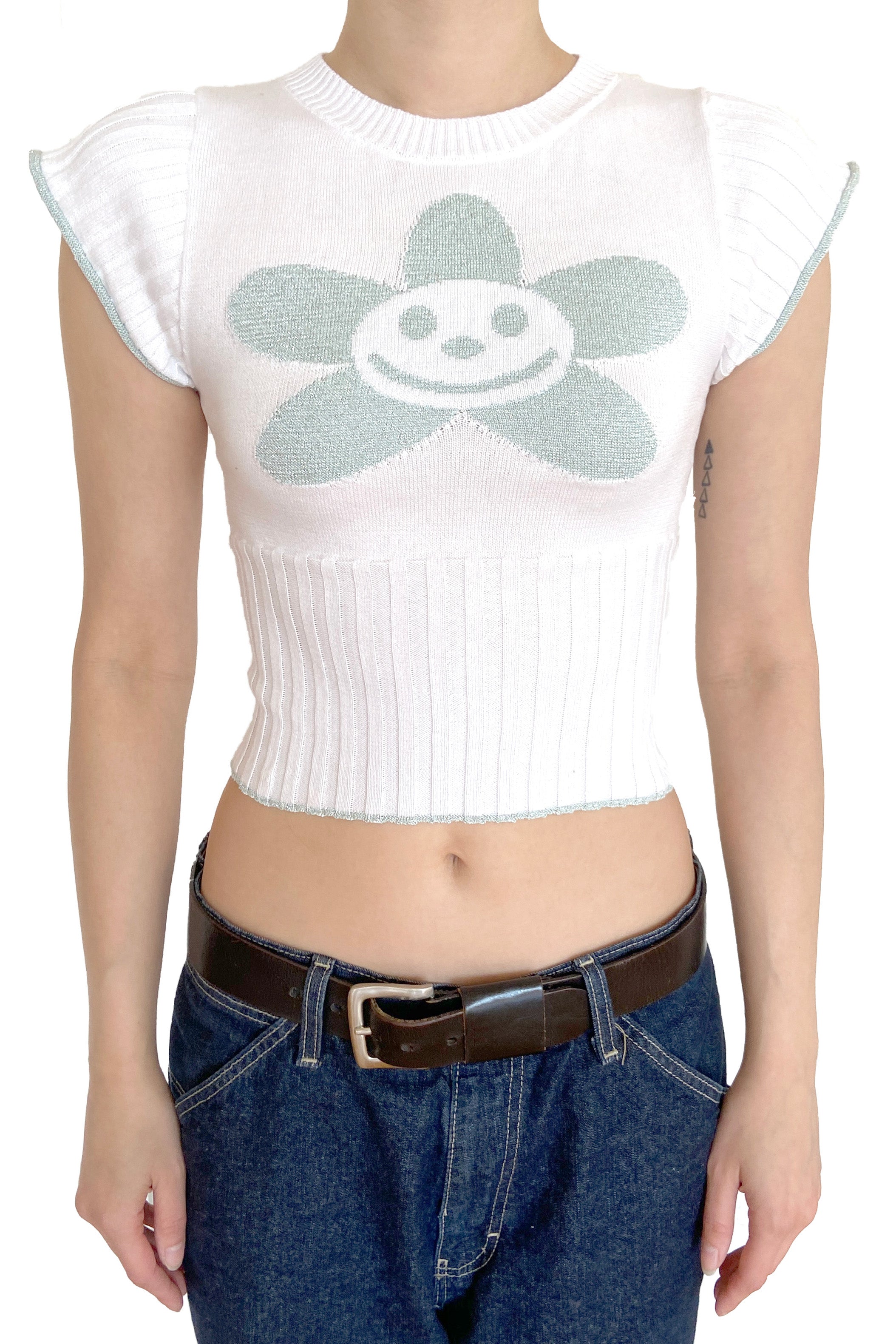 DAISY SWEATER TEE- WHITE