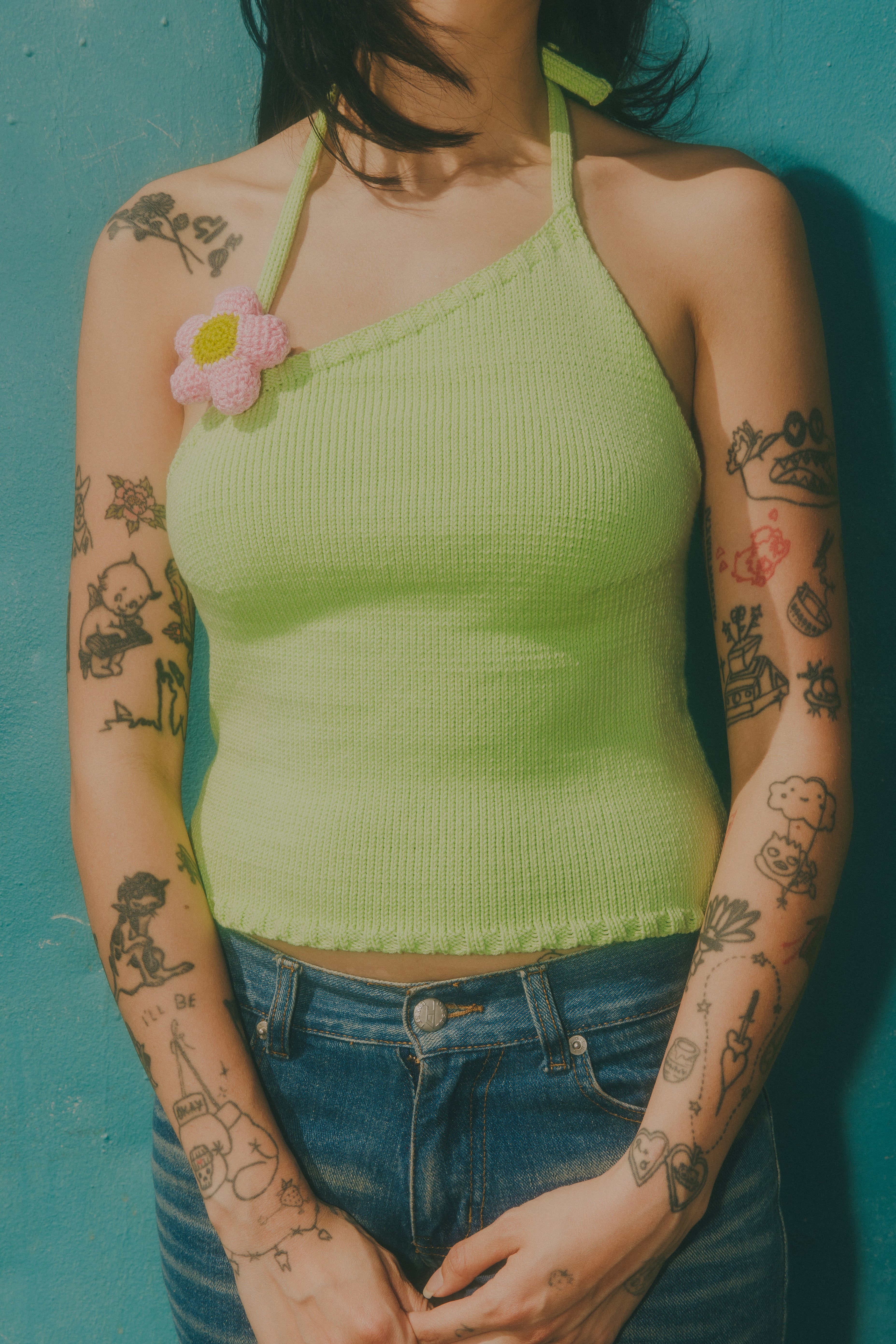 FLOWER ASYM HALTER