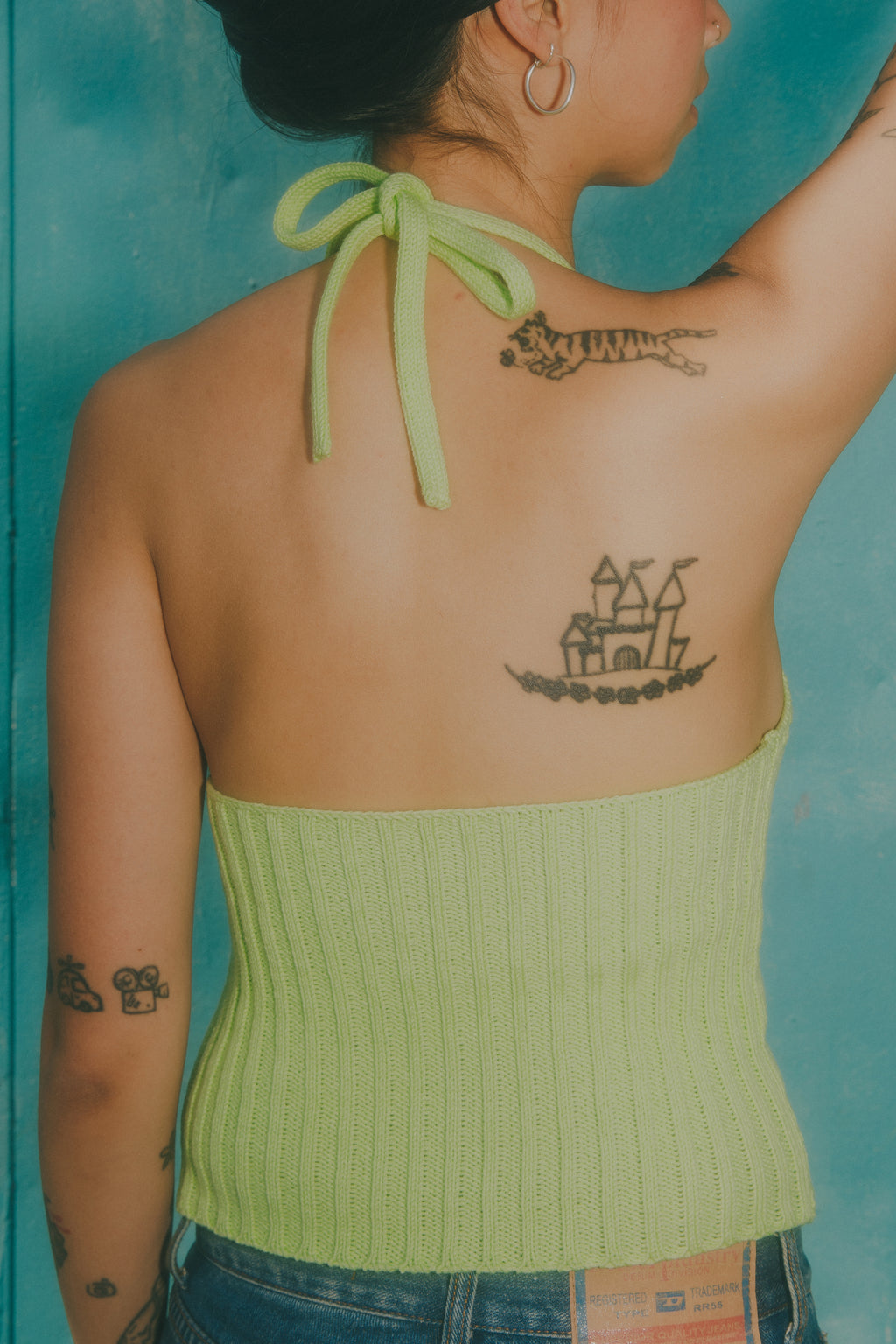 FLOWER ASYM HALTER