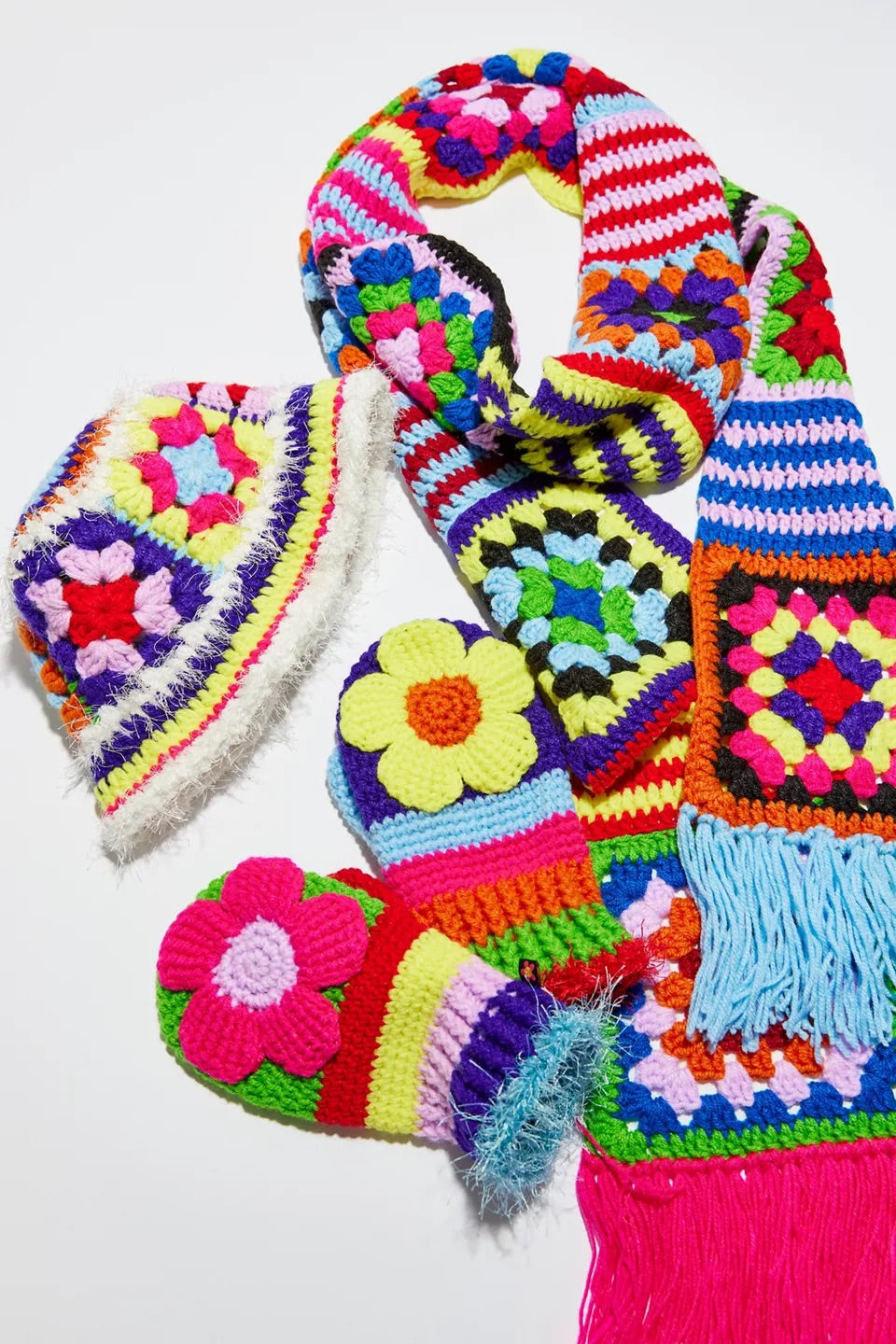 DAISY MITTENS